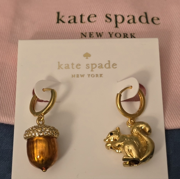 Kate Spade Squirrel & Acorn Earrings With Dust Bag - Picture 2 of 5